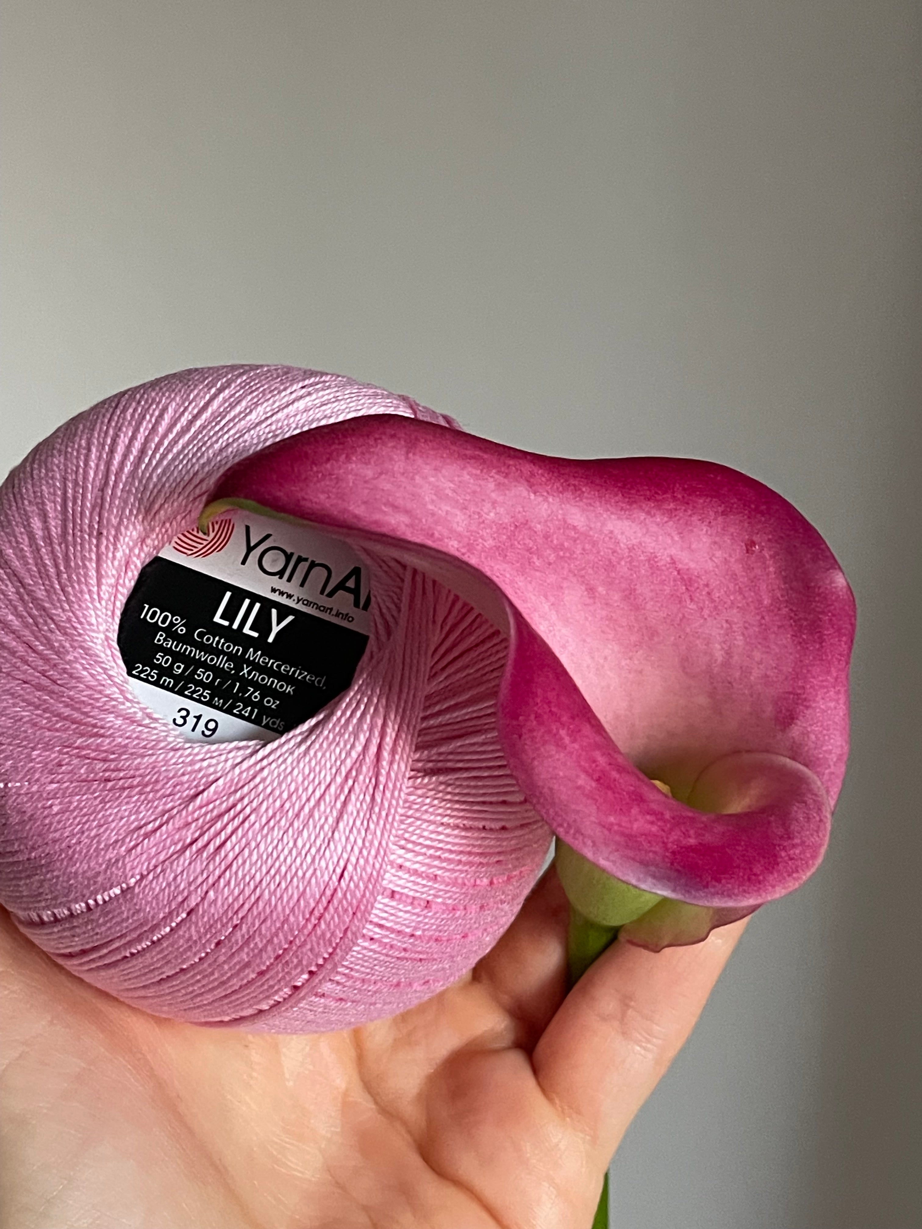 Yarn Art Lily